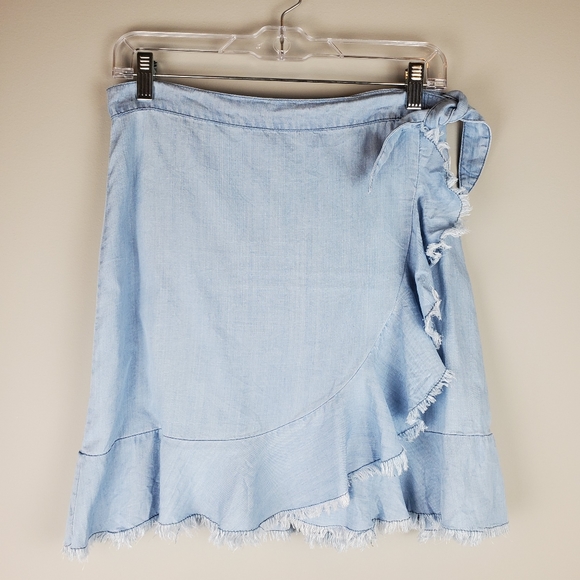 BB Dakota Janelle Chambray Wrap Skirt - Picture 2 of 7